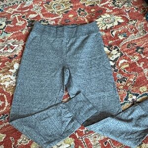 NWT mile(s) for Madewell gray joggers.  Size medium.